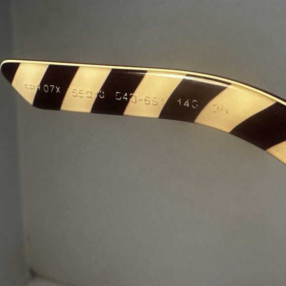 Prada Italy Women Sunglasses Butterfly Red Used Frames New Lenses & Case SPR 07X - Picture 10 of 16